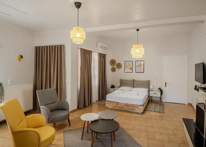 Grimihome 1 Feriehus Filiatrá